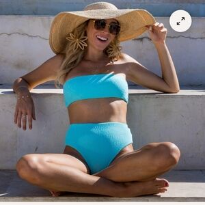 THE ARUBALUXE CRINKLE STRETCH BANDEAU TOP $84